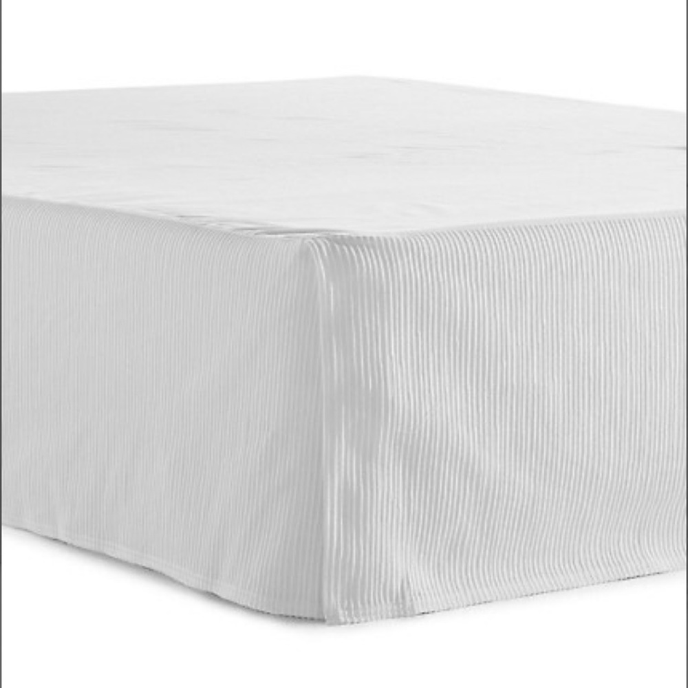 Gluckstein Home Cotton Matelasse Bedskirt